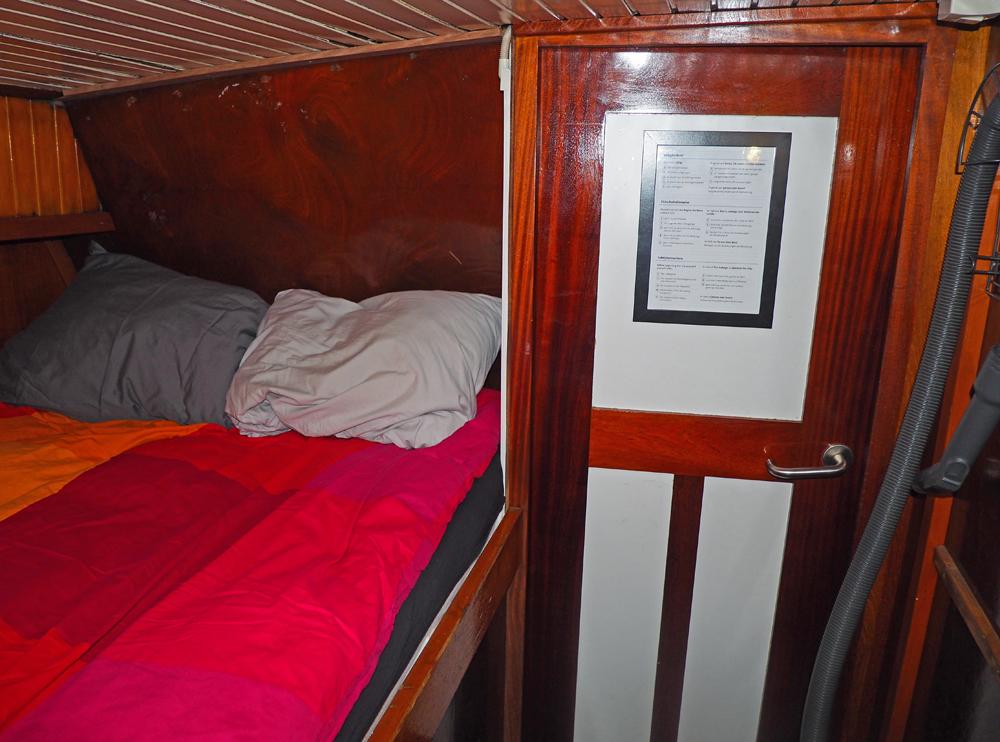 Saloon, Accommodation